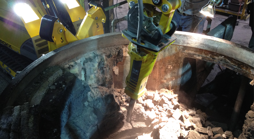 Robotic solutions improve foundry worker